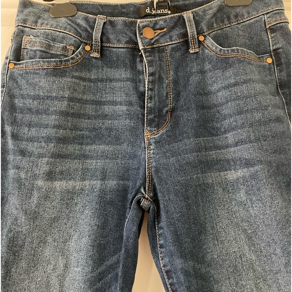 Jeans - Picture 3 of 4